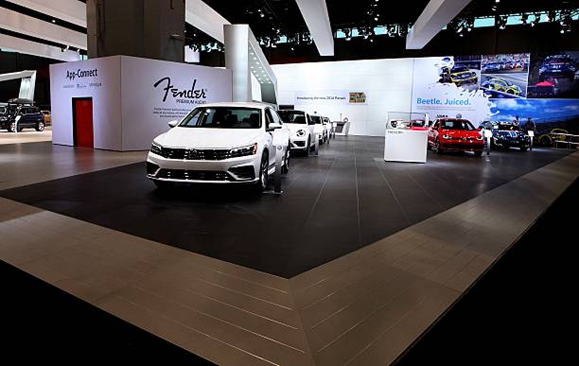 Solid Core Flooring for Trade Shows What Makes It More Stable Underfoot